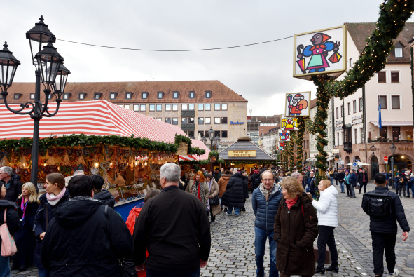 Christkindlesmarkt 2025 lockte rund zwei Millionen Besucher aus dem In- und Ausland an