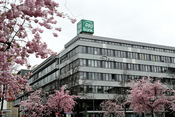 Nürnberg mischt sich überraschend in die geplante Fusion der PSD Bank Hessen- Thüringen ein