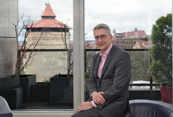 Nürnberger Versicherer Universa verabschiedet sich von seinem Stammsitz am Rathenauplatz