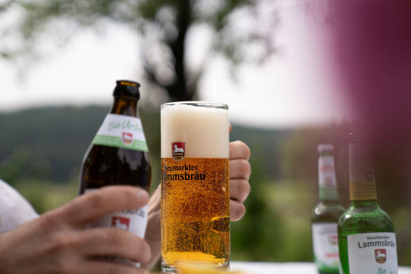 Neumarkter Lammsbräu verkaufte 2025 mit 219.458 hl Bio-Getränke über 10 Prozent weniger
